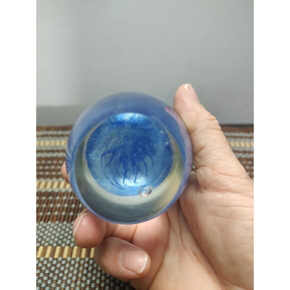 Blue Jelly Fish Art Glass Sculpture Paper Weight 4 Inches - Picture 9 of 13
